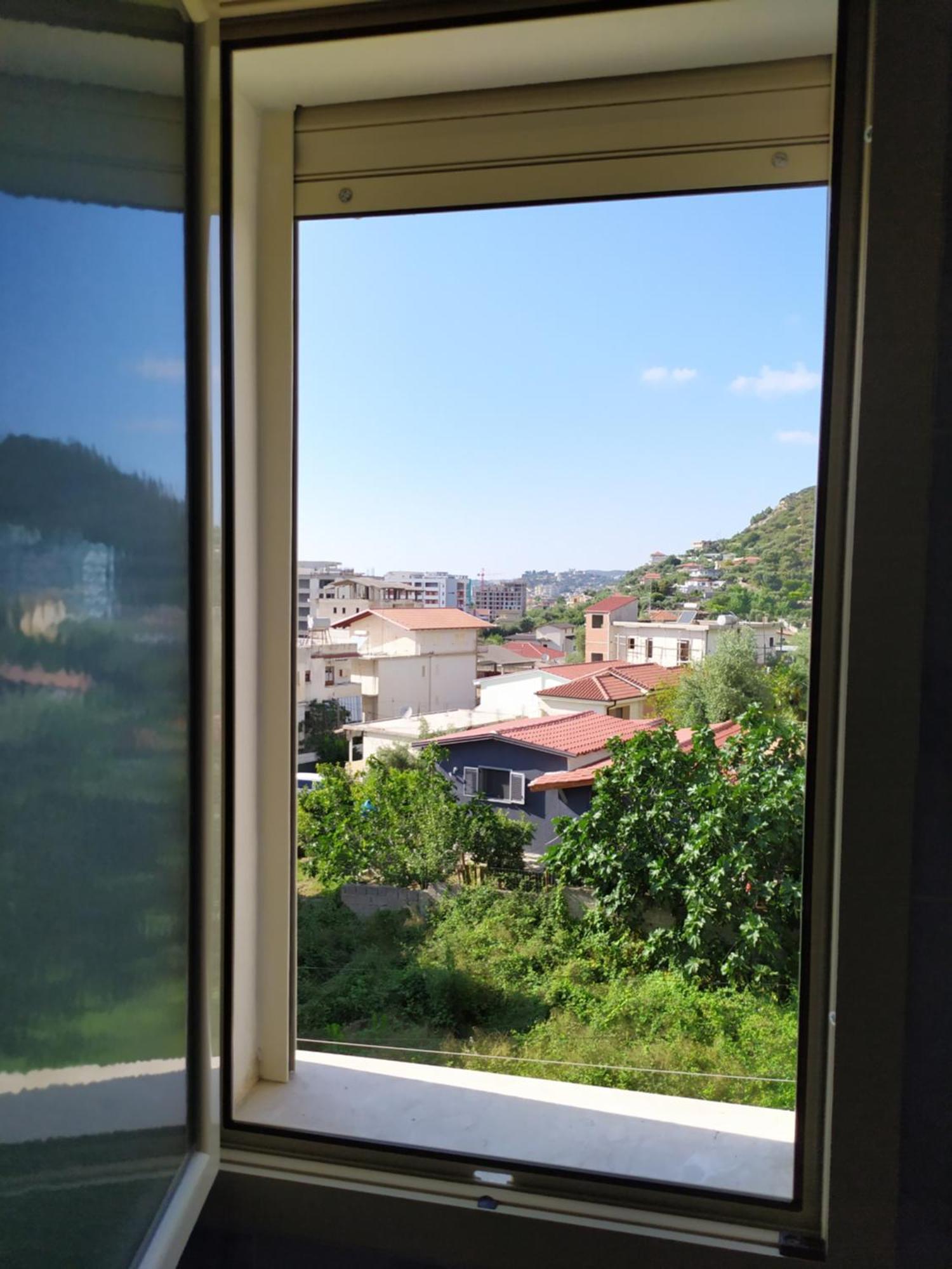 Valbona Apartments Vlore Bagian luar foto