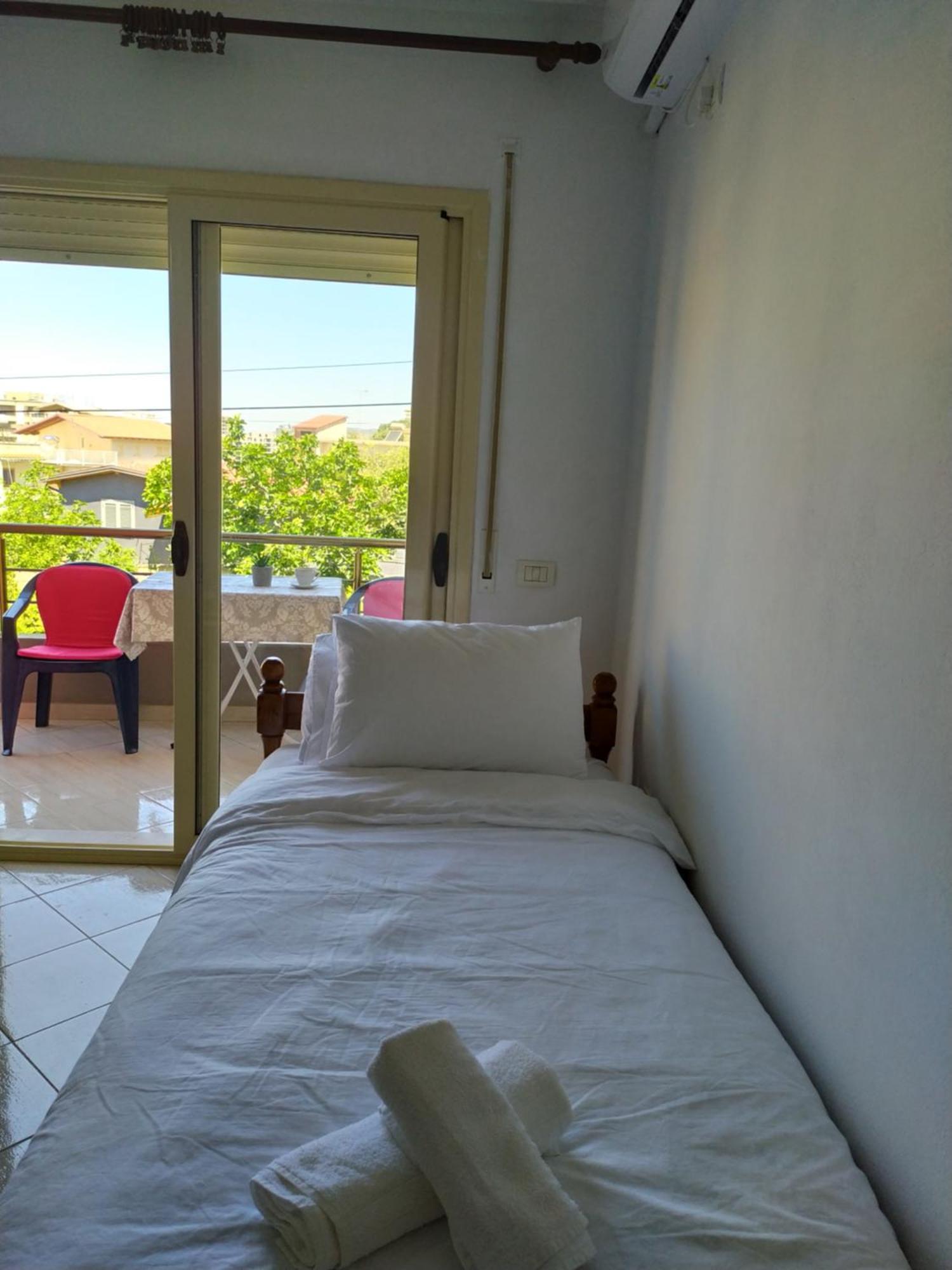 Valbona Apartments Vlore Bagian luar foto