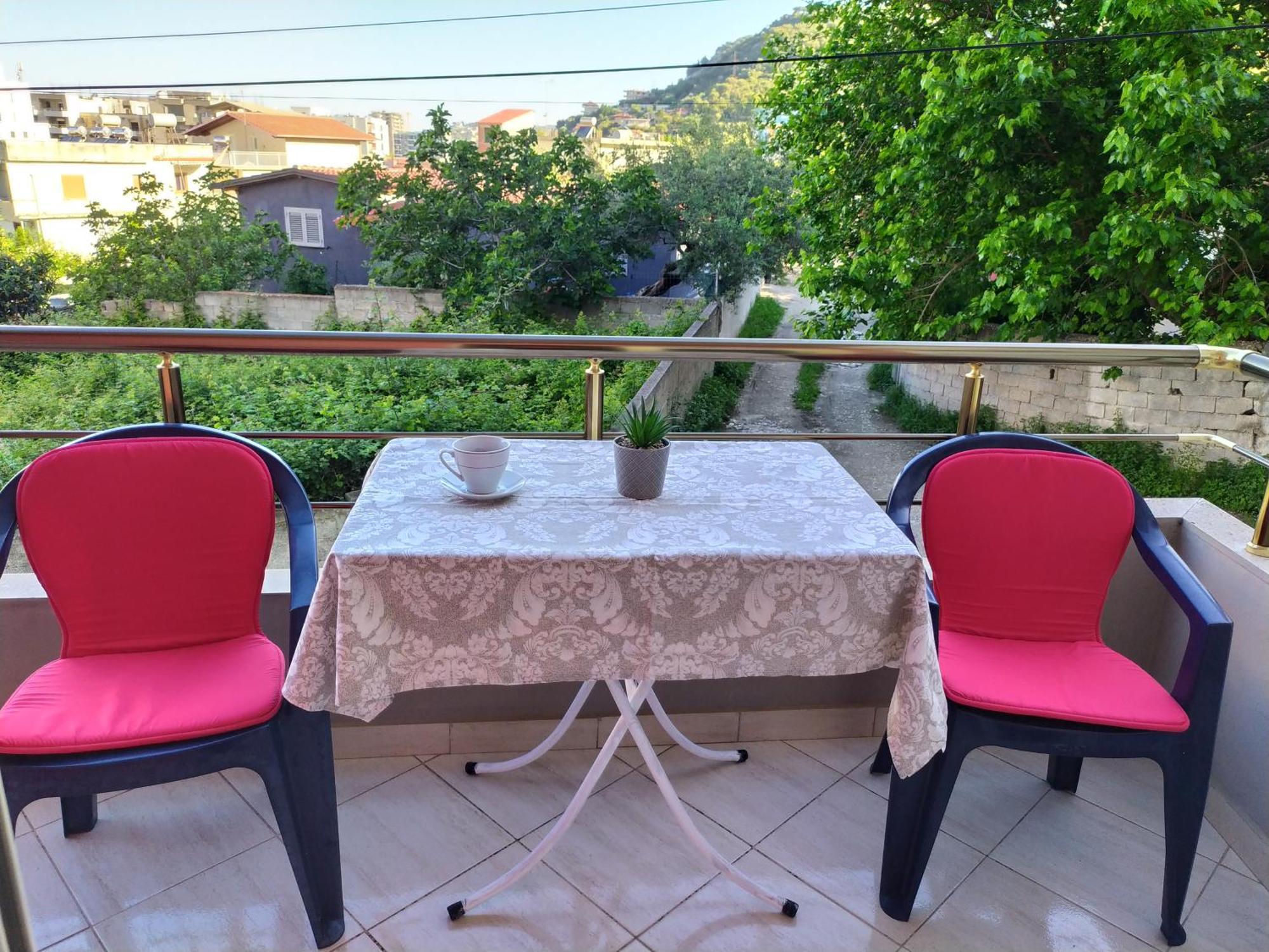 Valbona Apartments Vlore Bagian luar foto