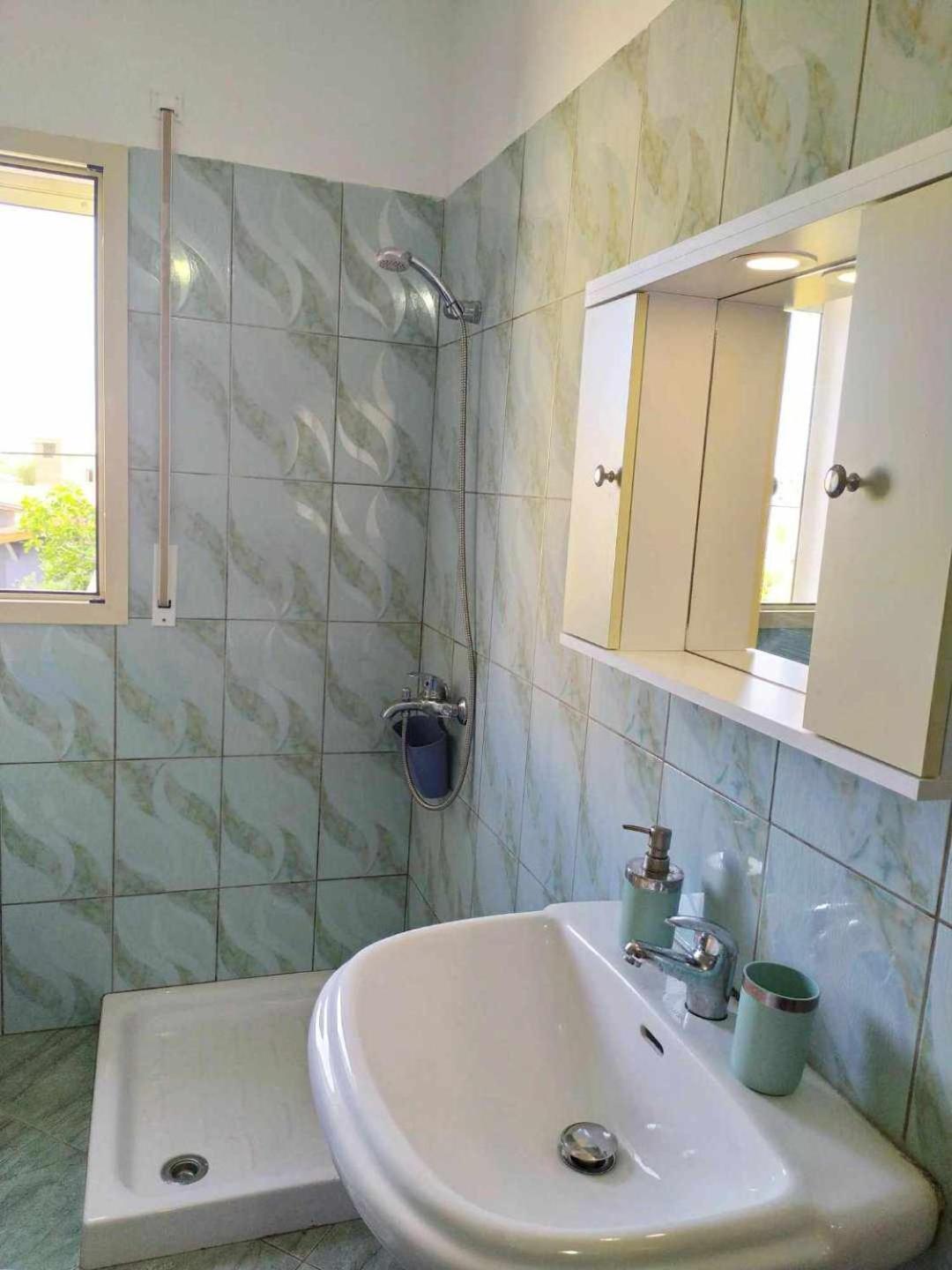 Valbona Apartments Vlore Bagian luar foto