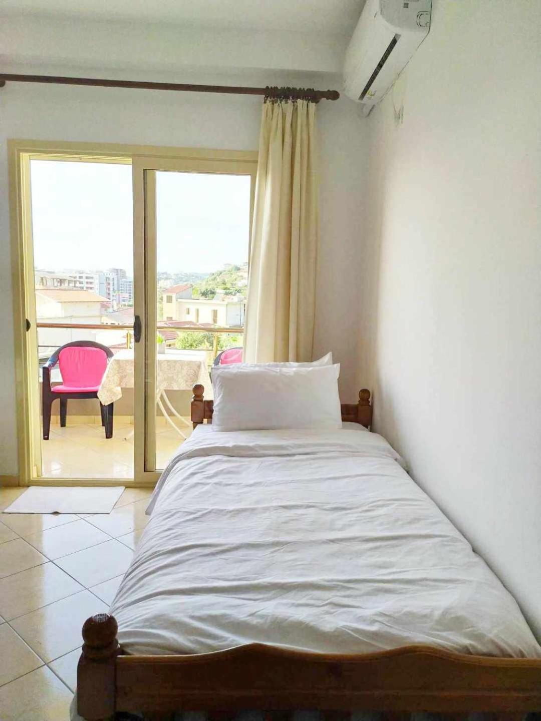 Valbona Apartments Vlore Bagian luar foto