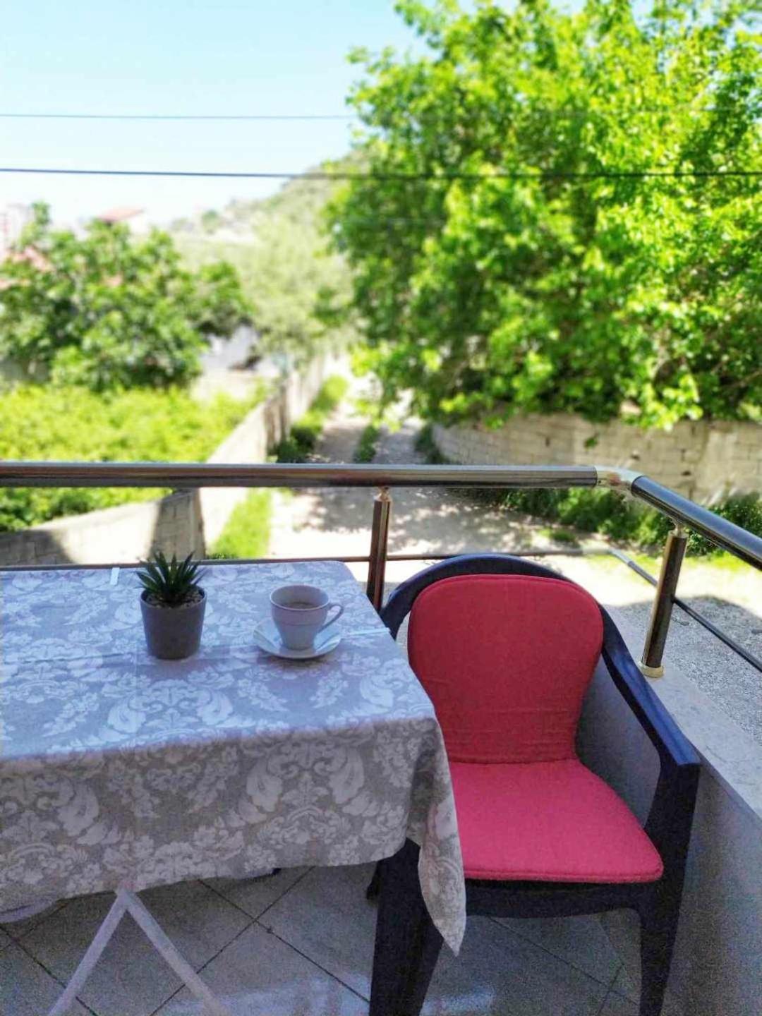 Valbona Apartments Vlore Bagian luar foto